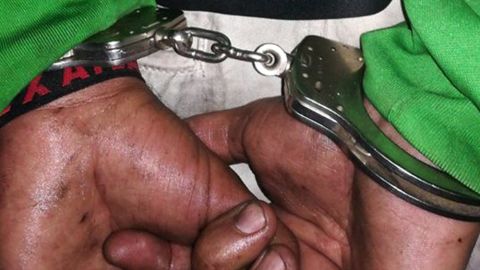 Un aficionado del Atlas intentó ingresar una pistola al estadio