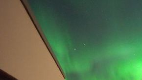 Vistas de la aurora boreal en Islandia.