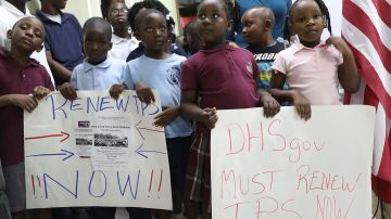 Haitianos abogan por la extensión de su TPS, que fue cancelado por el gobierno, con retraso de 18 meses. (Foto: getty)