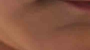 La vacuna ayuda a proteger de una variedad de la enfermedad, por eso es importante aplicársela.