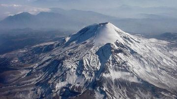 El volcán Citlaltépetl también conocido como Pico de Orizaba es la montaña más grande de México./Twitter