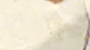 Una cámara de seguridad logró captar al sospechoso cuando rondaba las calles