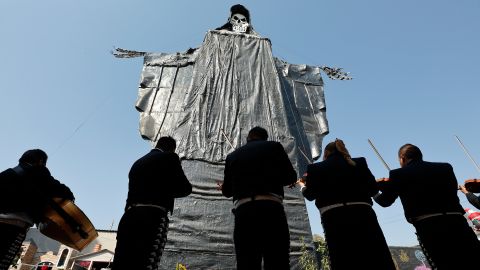 La "Niña blanca" más grande del mundo, en Tultitlán.