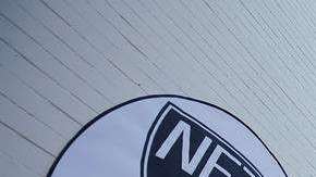 Los Nets visitaron una escuela en el DF. EFE