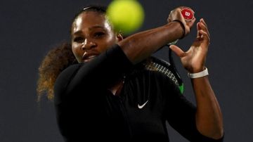 Serena Williams regresó a las canchas en Abu Dabi