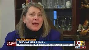 Dolores, de Nueva York pero residente en Indiana, descubrió que su padre era un hombre de 96 años que había sido infiel a su mujer con la madre de Dolores.