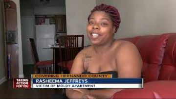 Rasheema Jeffreys mantiene una lucha con su casero por problemas de moho en su apartamento.