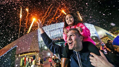 Es una fiesta que dura 18 días y que ofrece diversión a lo grande.