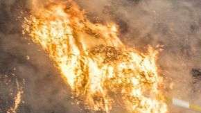 El incendio Skirball se extendió por la elegante zona de Bel Air.