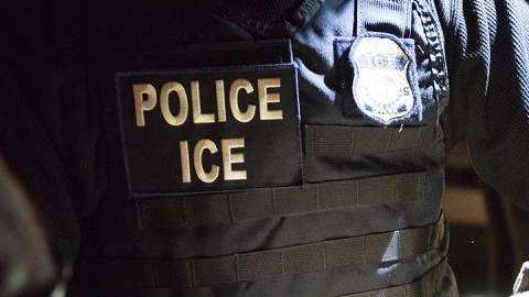 Además de detenciones en la frontera, ICE mantiene operativos en todo EEUU.