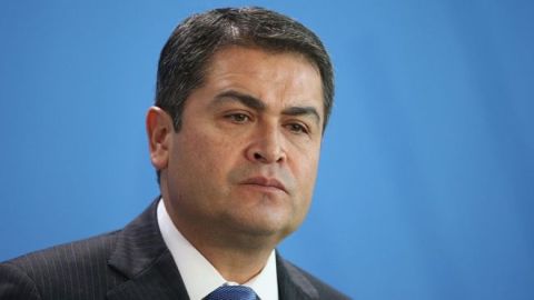 Hernández fue declarado vencedor tras un polémico proceso electoral./Getty