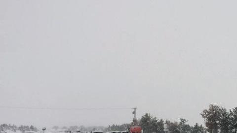 Las carreteras de cubrieron de blanco./EFE