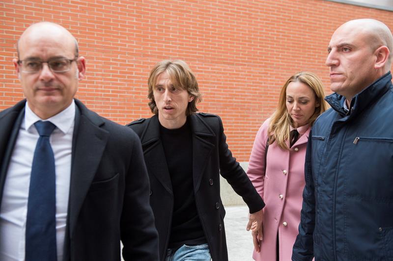 Luka Modric acudió a los juzgados acompalado de su abogado
