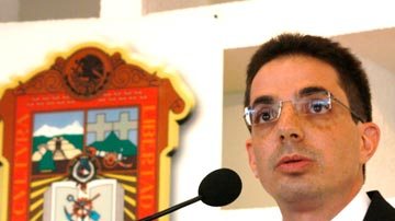 Fue procurador del Estado de México, cuando Enrique Peña Nieto era gobernador.