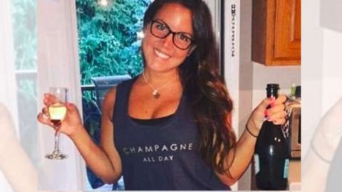 Imágenes de la maestra circulan en redes sociales.