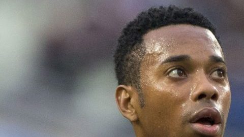 El brasileño Robinho cuando jugaba para el Guangzhou Evergrande de China. Foto: Imago7/Daniel Cárdenas