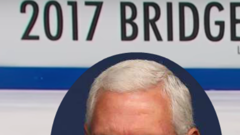 El patinador Adam Rippon no quiere saber nada de Pence. Getty Images y YouTube.