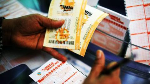 Powerball se sortea los miércoles y Mega Millions los viernes.