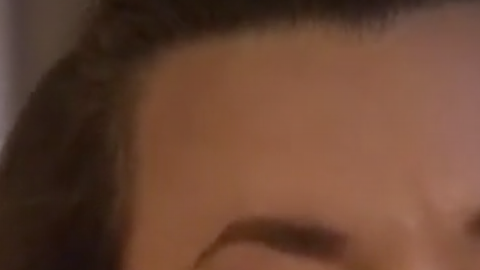 Madeline McIntire sobrevivió gracias a la ayuda de una mujer, pero por eso ella falleció.