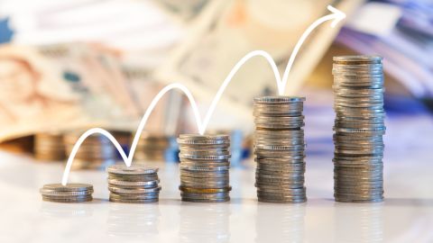 Las grandes brechas salariales entre jefes y subordinados en países de AL. /Shutterstock