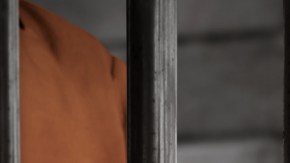 Revive preso en autopsia