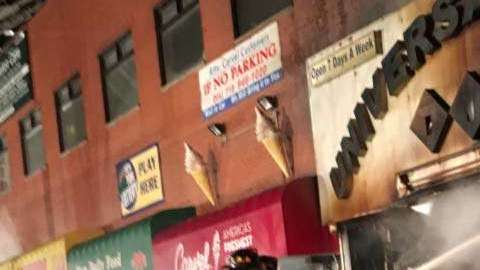 Universal Ceramic Tiles quedó destruido.