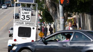 Si el Concejo aprueba los aumentos, los límites de velocidad se elevarían en algunas de las calles más conocidas de la zona, incluyendo el Bulevar San Vicent a través de Mid-Wilshire y tramos de los Bulevares Reseda, Victory y Chandler en el Valle de San Fernando. (Aurelia Ventura/La Opinion)
