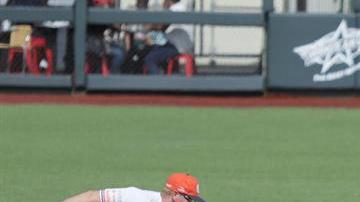 Escena del juego entre Puerto Rico y Venezuela. EFE