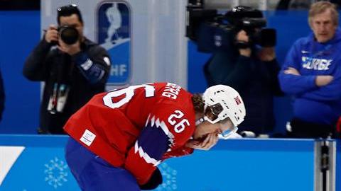 Kristian Forsberg, jugador de Noruega, sufrió un dramático corte en la nariz