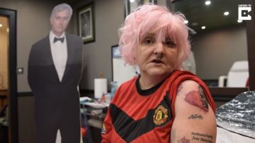 Vivien Bodycote tiene tatuado rostros y frases de Mourinho por todo el cuerpo