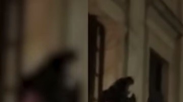 La estructura de un hotel en Philadelphia no soportó el pero de los fanáticos
