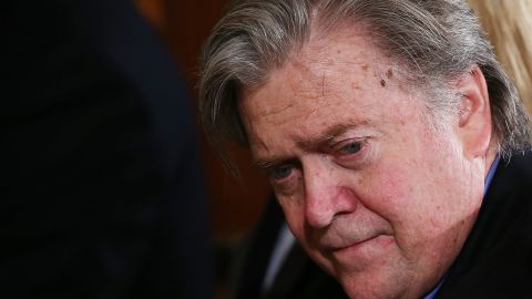 Bannon podría ir a la cárcel si no colabora con la investigación de la "Trama Rusa"