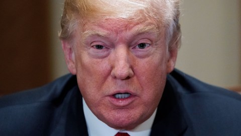Trump pondrá "un impuesto recíproco" a las importaciones de otros países que se "aprovechan" de EEUU
