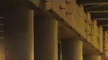 Las autoridades acordonaron la escena del crimen.