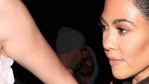 Kourtney Kardashian siempre sensual.