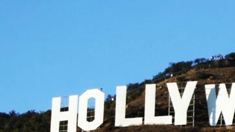 La instructora fue identificada como Lesly Kahn, famosa por sus clases de actuación en Los Ángeles.