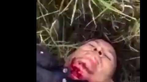 Como resultado del intercambio, un policía murió y cinco resultaron heridos.