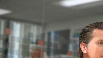 Aun admitiendo que llevará tiempo, Gavin Newsom asegura que está comprometido con el sistema de único pagandor.