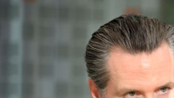 El gobernador Gavin Newsom propone reinstaurar el mandato de salud. Foto: Alvaro Corzo