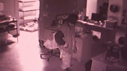 El supuesto ladrón fue identificado como Alan Estrada, de 28 años de edad.