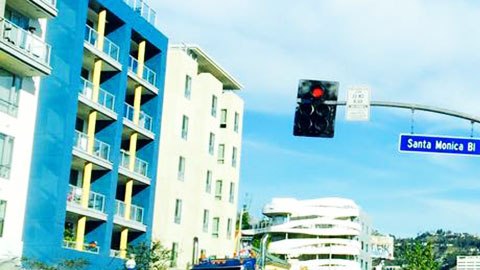 Otro cambio es que ahora más policías usarán equipo de radar para detectar rápido a los que conduzcan con exceso.