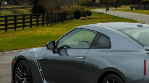 El Nissan GT-R es uno de los miembros de esta lista