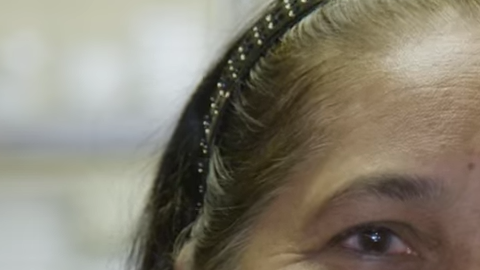 Un restaurante solo emplea abuelas para cocina comidas caseras.