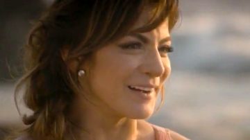 Silvia Navarro protagonizó "Caer en tentación"