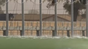 Las olas artificiales alcanzan hasta 1.5 metros de altura