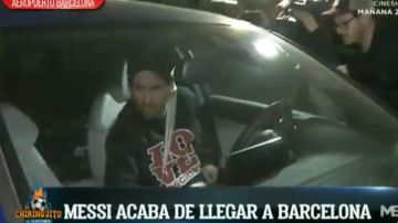 Messi regresó cabizbajo a Barcelona, tras la goleada ante España