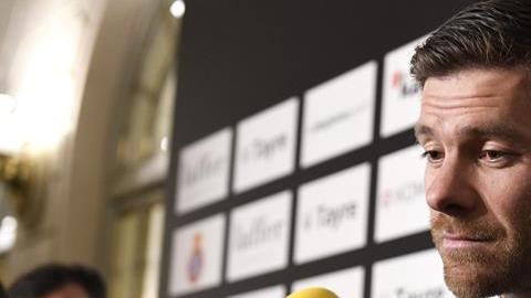 El exfutbolista Xabi Alonso enfrenta al fisco en España. (Foto: EFE/Kiko Huesca)