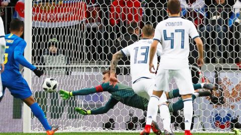 Brasil derrota 3-0 a Rusia en la Fecha FIFA