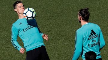 Cristiano Ronaldo y Gareth Bale, durante una práctica con el Real Madrid