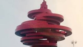 Pareja casada descubre una foto que demuestra que se pudieron conocer años antes.